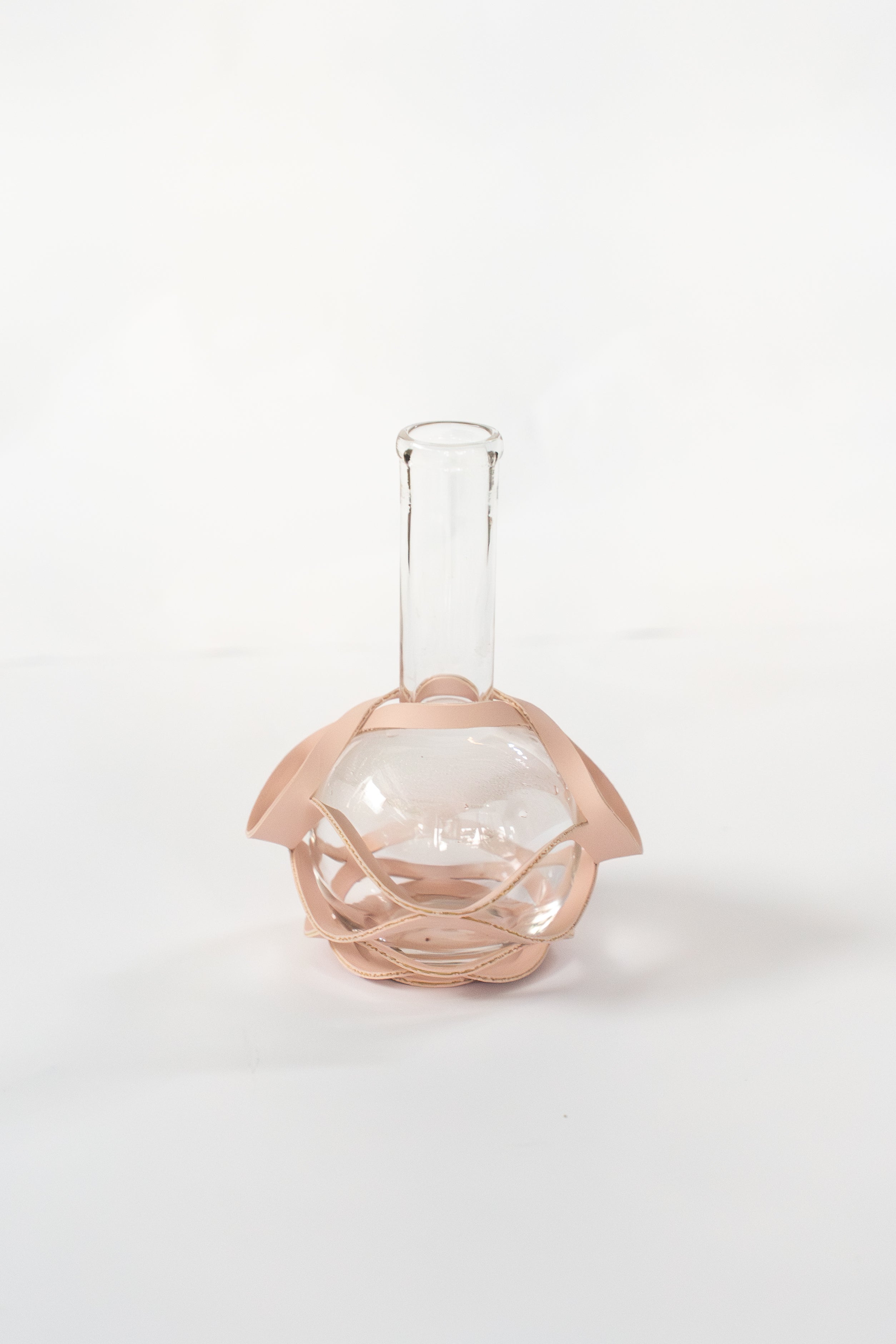 Intertwined Vases Pink