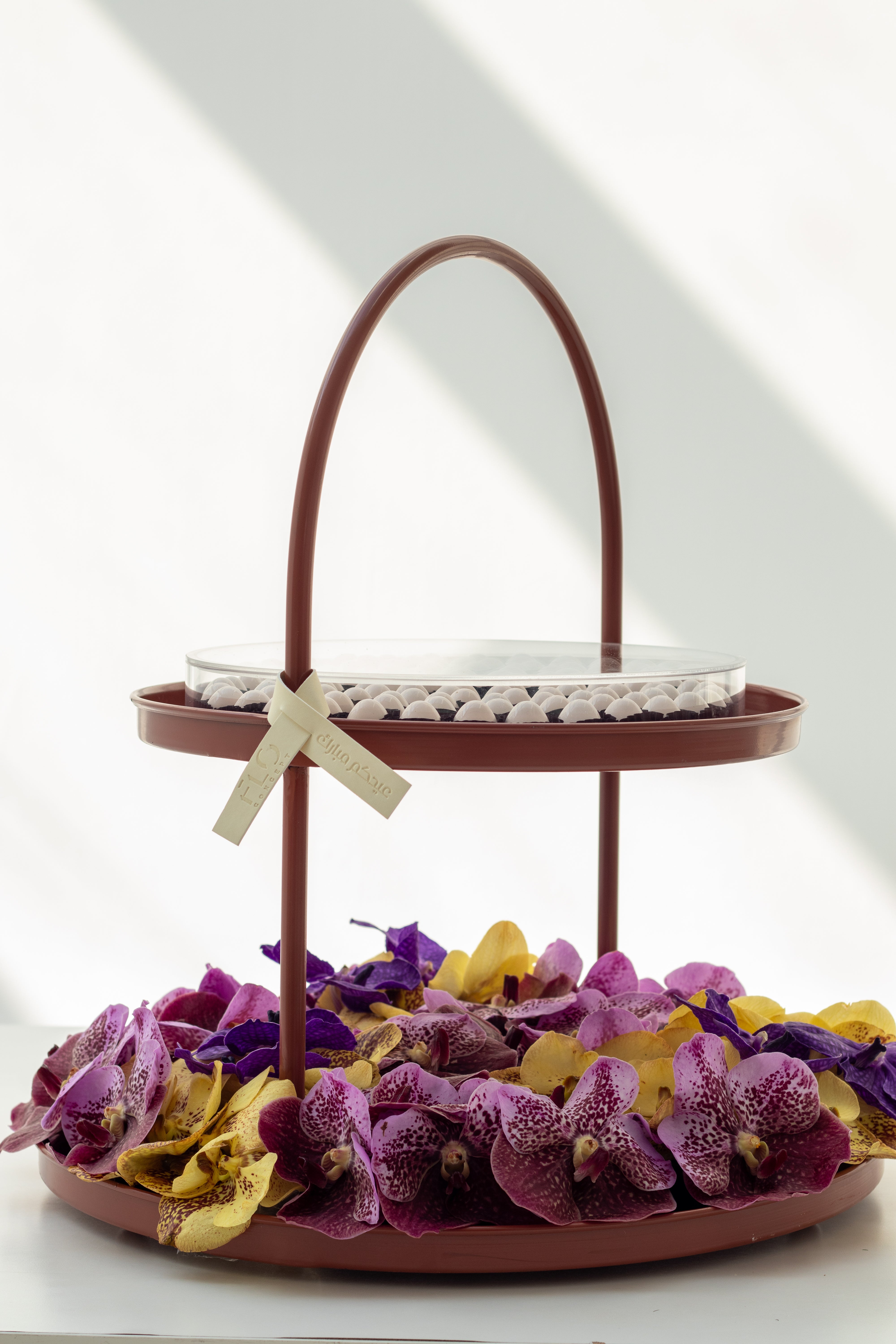 Stand with Chocolate & Flowers