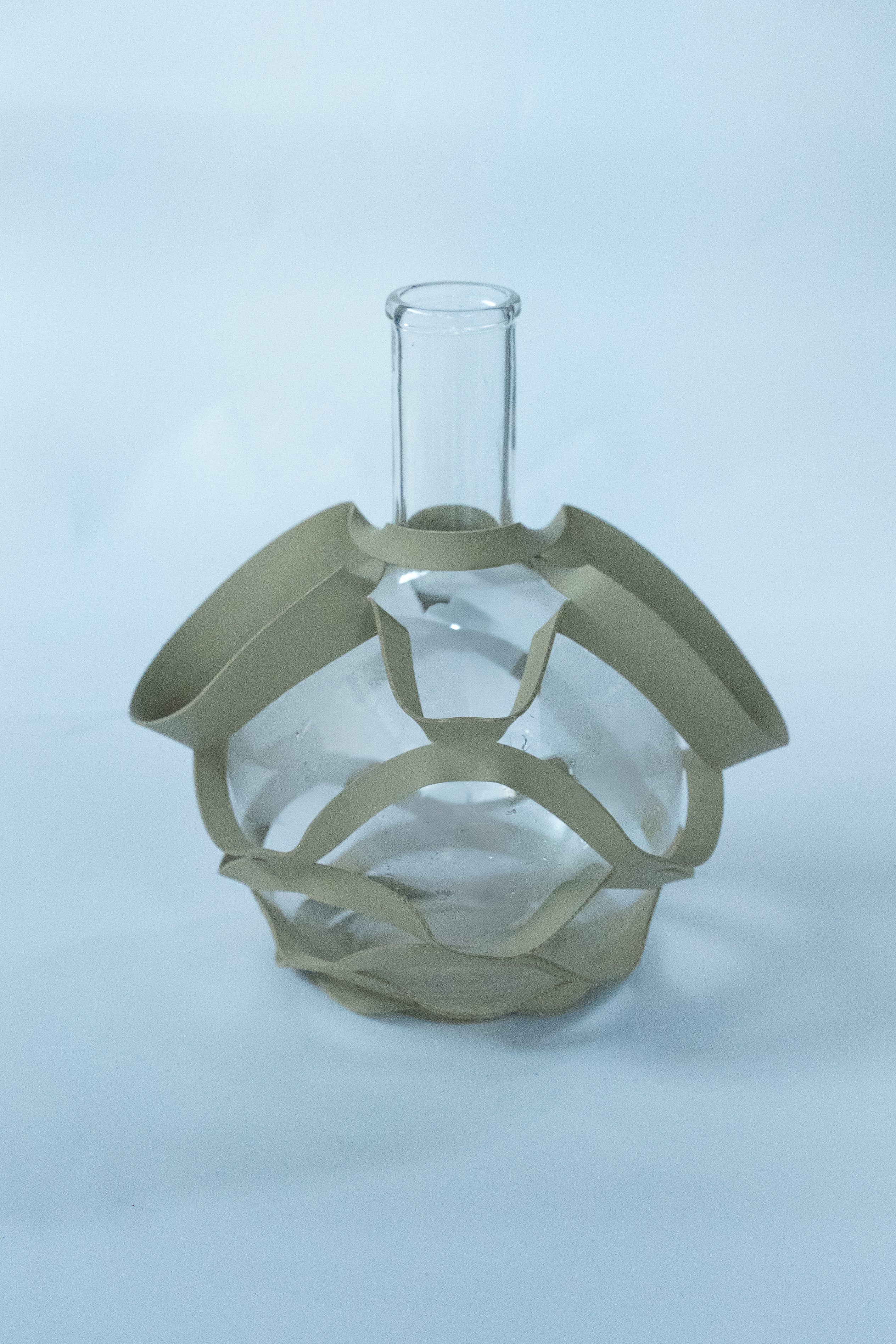 Intertwined Vases Beige