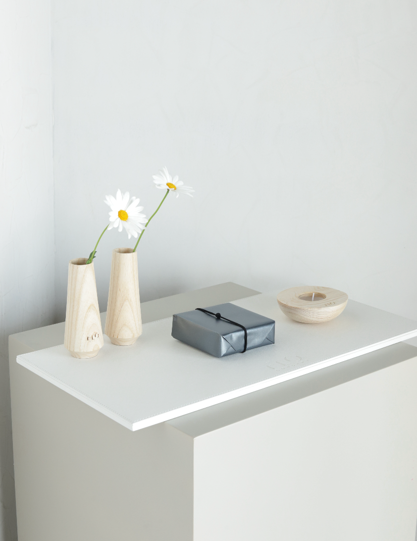 Leather Slab White w/  Wooden Small Vase,  Small Candle