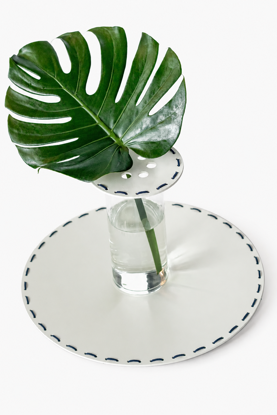 Sticthed Tray w/ Vases & Leaves